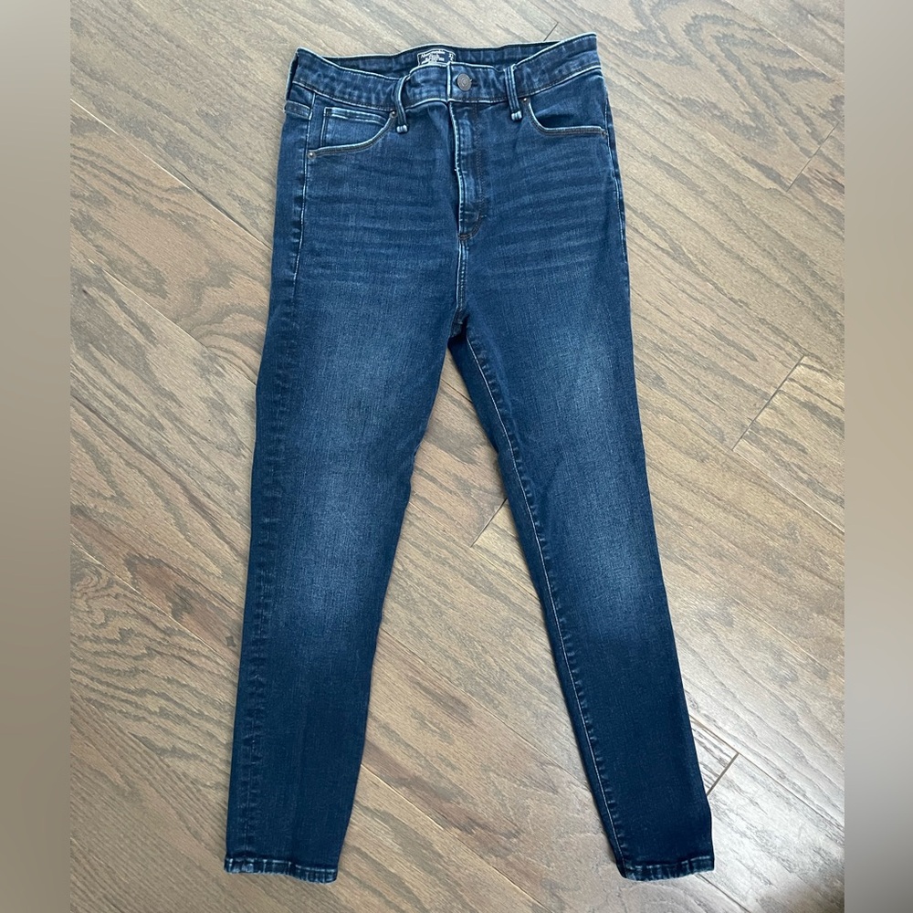 Abercrombie & Fitch Simone High Rise Ankle